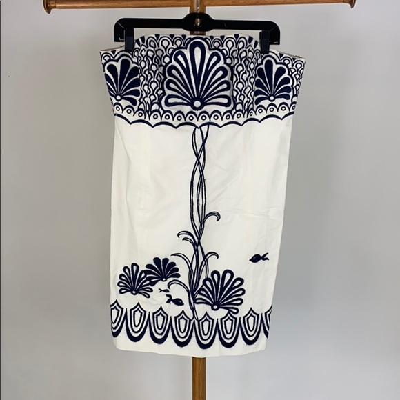 Lilly Pulitzer dress - Picture 2 of 6